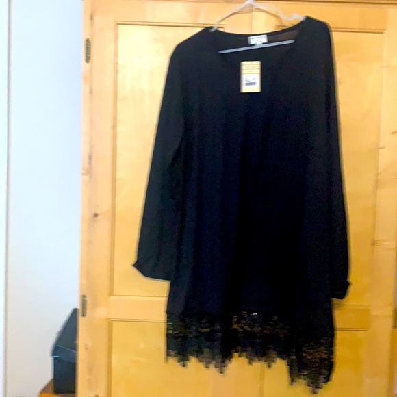 Black long sleeve dress - Picture 1 of 5